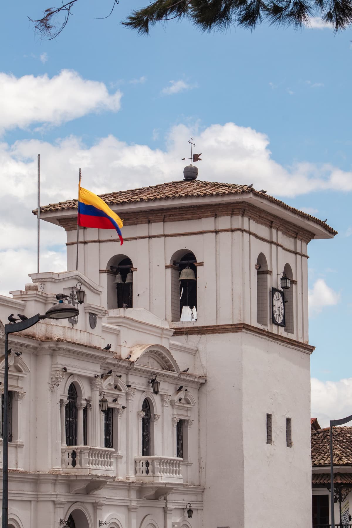 Torre del reloj de Popayán, Cauca, ícono del centro histórico de la ciudad